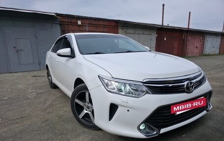 Toyota Camry, 2016 год, 1 850 000 рублей, 2 фотография