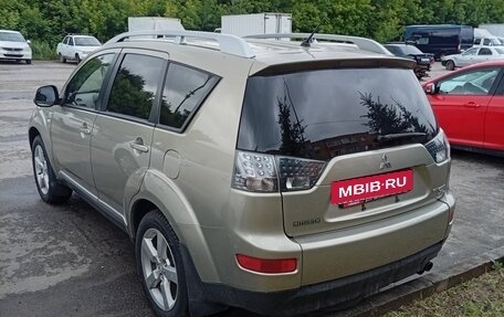 Mitsubishi Outlander III рестайлинг 3, 2008 год, 1 050 000 рублей, 7 фотография