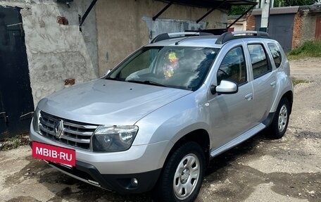 Renault Duster I рестайлинг, 2013 год, 920 000 рублей, 2 фотография