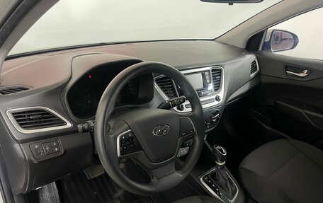 Hyundai Solaris II рестайлинг, 2018 год, 1 370 000 рублей, 9 фотография