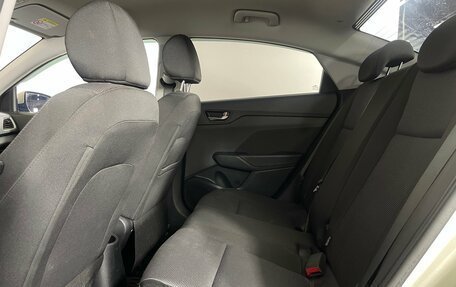 Hyundai Solaris II рестайлинг, 2018 год, 1 370 000 рублей, 32 фотография