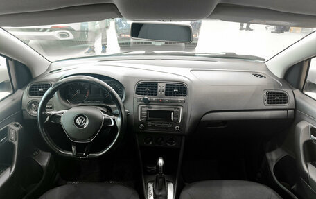 Volkswagen Polo VI (EU Market), 2016 год, 1 190 000 рублей, 17 фотография