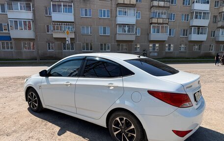 Hyundai Solaris II рестайлинг, 2014 год, 940 000 рублей, 1 фотография