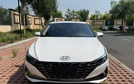 Hyundai Elantra, 2023 год, 1 200 000 рублей, 3 фотография