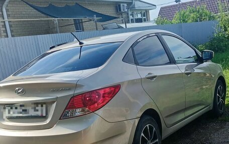 Hyundai Solaris II рестайлинг, 2013 год, 780 000 рублей, 3 фотография