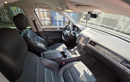 Volkswagen Touareg III, 2012 год, 2 380 000 рублей, 9 фотография
