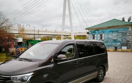 Hyundai H-1 II рестайлинг, 2020 год, 3 450 000 рублей, 4 фотография