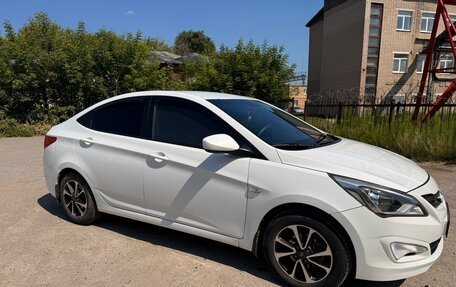 Hyundai Solaris II рестайлинг, 2014 год, 940 000 рублей, 4 фотография