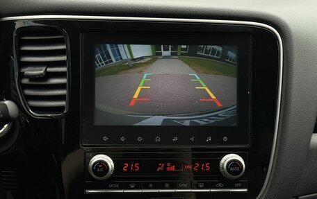 Mitsubishi Outlander III рестайлинг 3, 2022 год, 2 399 000 рублей, 14 фотография