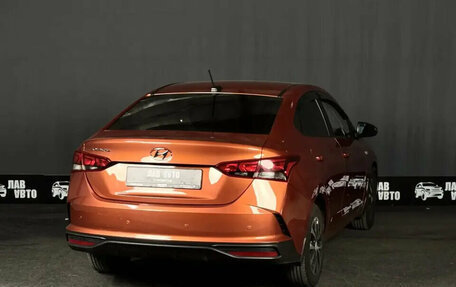 Hyundai Solaris II рестайлинг, 2022 год, 1 620 000 рублей, 5 фотография