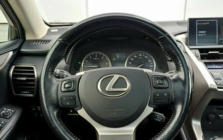 Lexus NX I, 2015 год, 2 850 000 рублей, 13 фотография