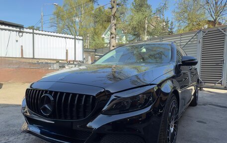 Mercedes-Benz C-Класс, 2017 год, 1 850 000 рублей, 26 фотография