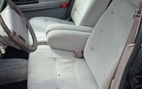 Lincoln Continental VIII, 1990 год, 310 000 рублей, 2 фотография
