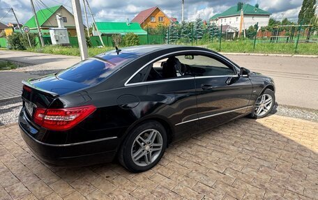 Mercedes-Benz E-Класс, 2010 год, 1 250 000 рублей, 7 фотография