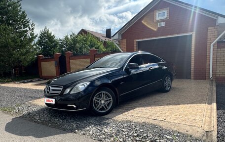 Mercedes-Benz E-Класс, 2010 год, 1 250 000 рублей, 4 фотография