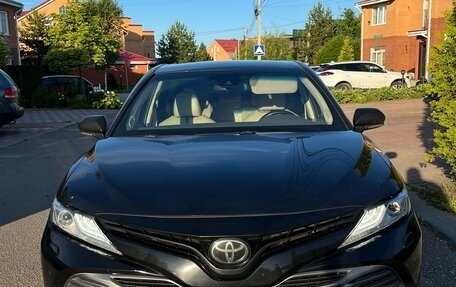 Toyota Camry, 2019 год, 2 600 000 рублей, 9 фотография