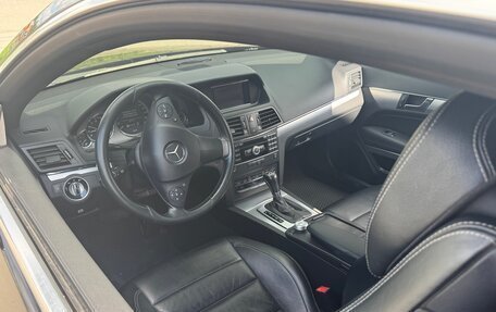 Mercedes-Benz E-Класс, 2010 год, 1 250 000 рублей, 16 фотография