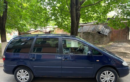 Volkswagen Sharan I рестайлинг, 1999 год, 350 000 рублей, 2 фотография