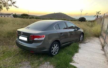 Toyota Avensis III рестайлинг, 2009 год, 1 300 000 рублей, 1 фотография