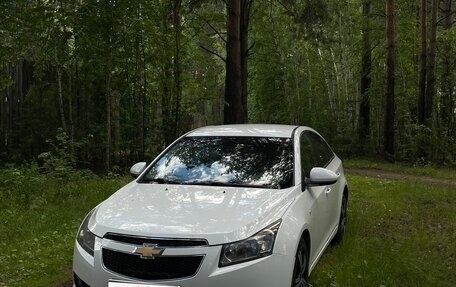 Chevrolet Cruze II, 2012 год, 820 000 рублей, 1 фотография