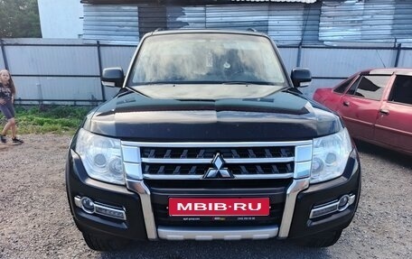 Mitsubishi Pajero IV, 2014 год, 2 300 000 рублей, 1 фотография