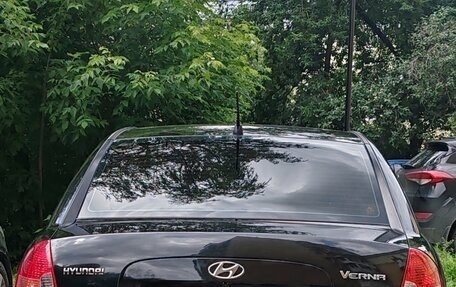 Hyundai Verna II, 2006 год, 500 000 рублей, 3 фотография