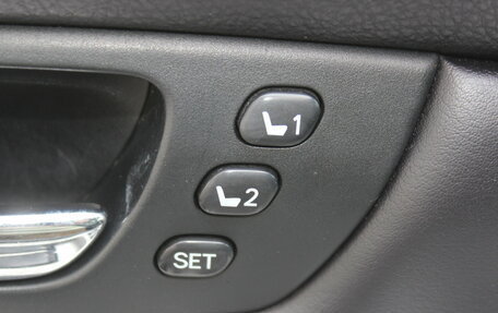 Lexus RX II рестайлинг, 2005 год, 1 097 000 рублей, 10 фотография