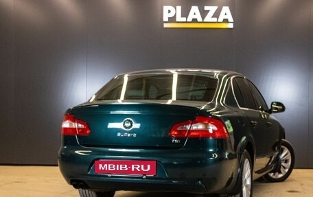 Skoda Superb III рестайлинг, 2011 год, 959 000 рублей, 3 фотография