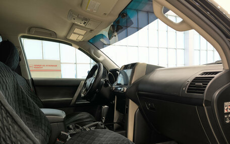 Toyota Land Cruiser Prado 150 рестайлинг 2, 2012 год, 3 300 000 рублей, 13 фотография