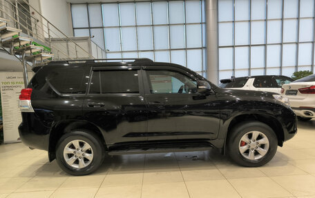 Toyota Land Cruiser Prado 150 рестайлинг 2, 2012 год, 3 300 000 рублей, 5 фотография