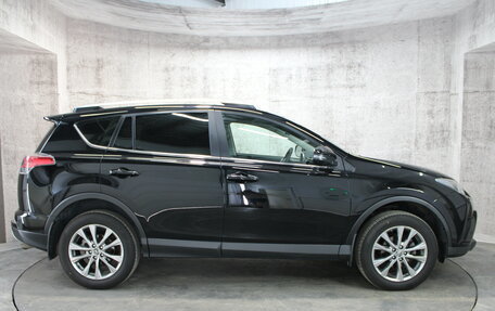 Toyota RAV4, 2019 год, 2 725 000 рублей, 4 фотография