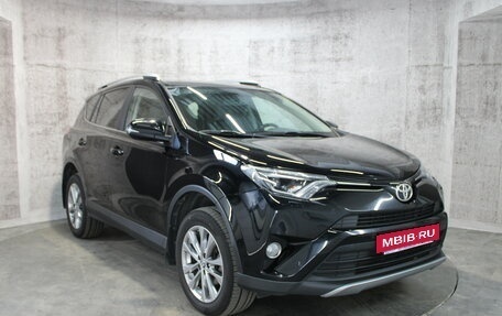 Toyota RAV4, 2019 год, 2 725 000 рублей, 3 фотография