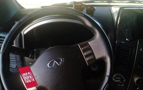 Infiniti QX56, 2004 год, 700 000 рублей, 2 фотография