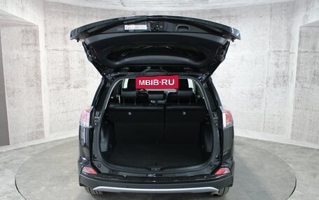 Toyota RAV4, 2019 год, 2 725 000 рублей, 13 фотография