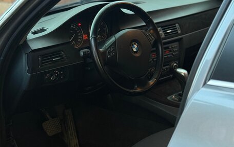 BMW 3 серия, 2009 год, 999 999 рублей, 3 фотография