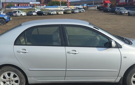 Toyota Corolla, 2003 год, 590 000 рублей, 4 фотография