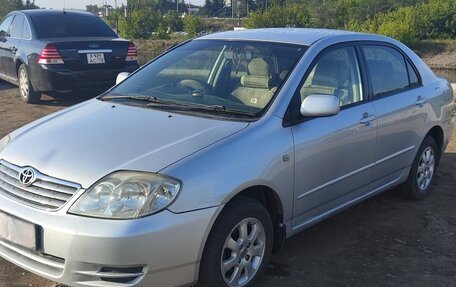 Toyota Corolla, 2003 год, 590 000 рублей, 3 фотография