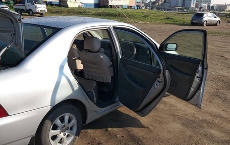 Toyota Corolla, 2003 год, 590 000 рублей, 5 фотография