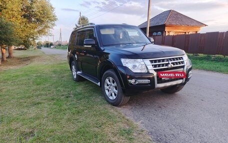 Mitsubishi Pajero IV, 2014 год, 2 300 000 рублей, 3 фотография