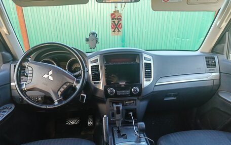 Mitsubishi Pajero IV, 2014 год, 2 300 000 рублей, 7 фотография