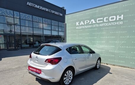 Opel Astra J, 2012 год, 900 000 рублей, 2 фотография