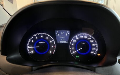 Hyundai Solaris II рестайлинг, 2012 год, 720 000 рублей, 11 фотография