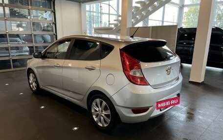 Hyundai Solaris II рестайлинг, 2012 год, 720 000 рублей, 5 фотография