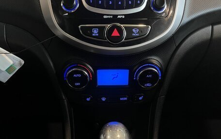 Hyundai Solaris II рестайлинг, 2012 год, 720 000 рублей, 15 фотография