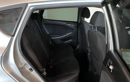 Hyundai Solaris II рестайлинг, 2012 год, 720 000 рублей, 17 фотография