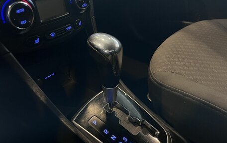 Hyundai Solaris II рестайлинг, 2012 год, 720 000 рублей, 31 фотография