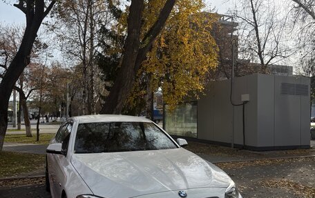 BMW 5 серия, 2016 год, 2 700 000 рублей, 2 фотография