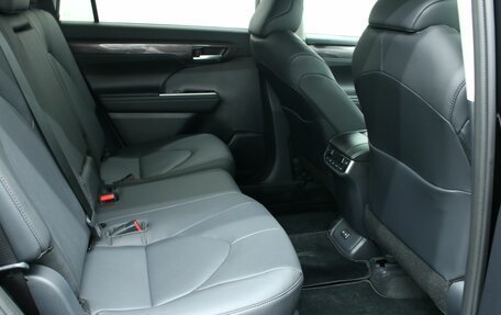 Toyota Highlander, 2025 год, 5 300 000 рублей, 5 фотография