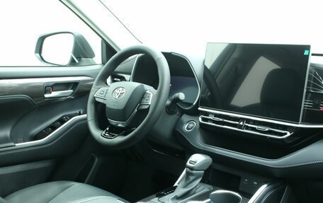 Toyota Highlander, 2025 год, 5 300 000 рублей, 4 фотография