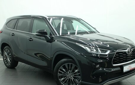 Toyota Highlander, 2025 год, 5 300 000 рублей, 10 фотография